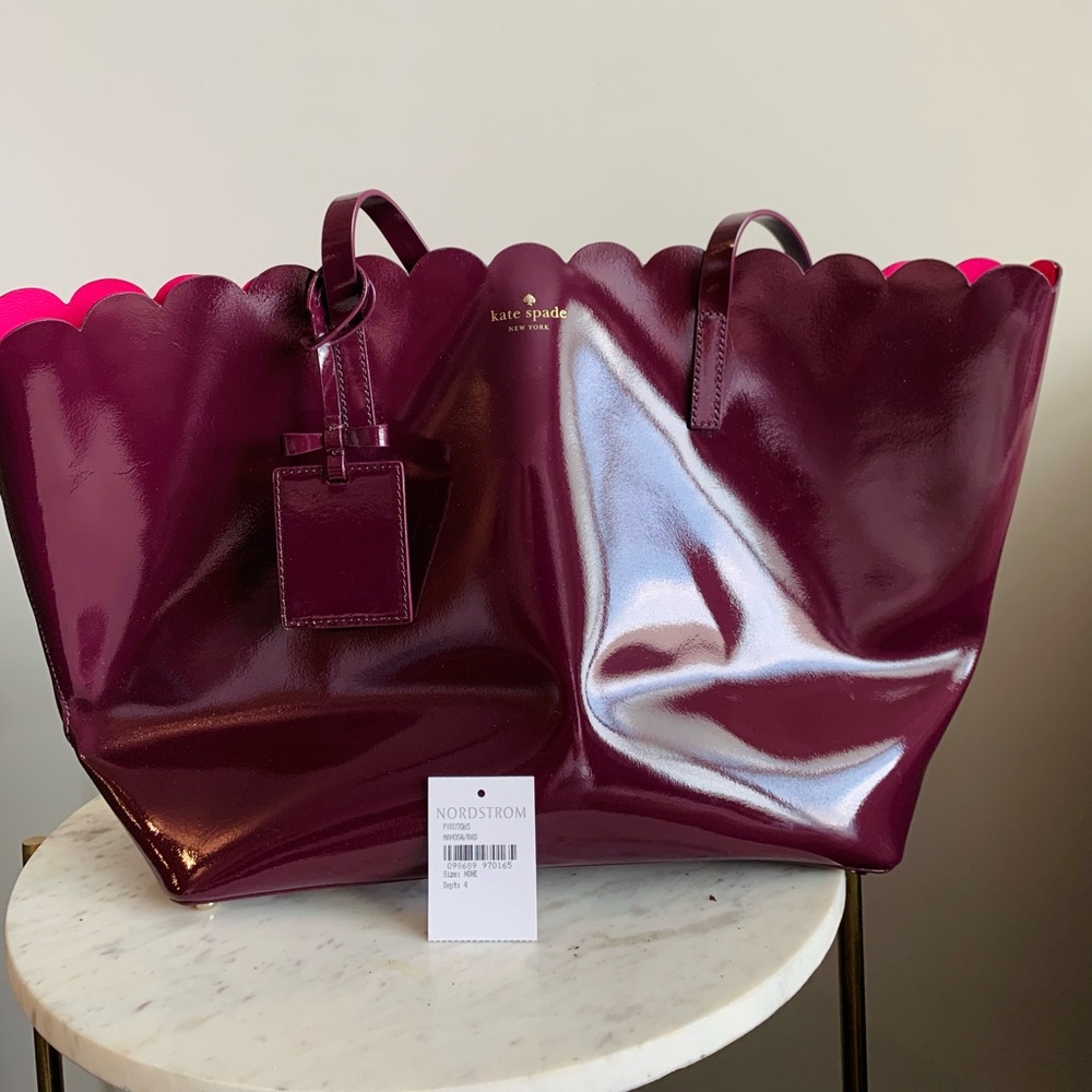 Kate Spade Scalloped Shoulder Bag